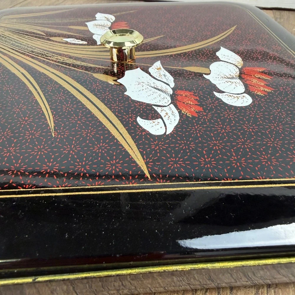 Vintage Japanese Black Lacquer Bento Box Gold Iris Floral‎ Divided Tray Lid